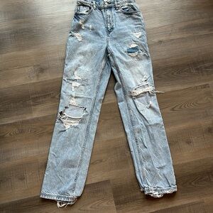 Free People “we the free bdg 25” ripped jeans. Size 26. Light wash denim